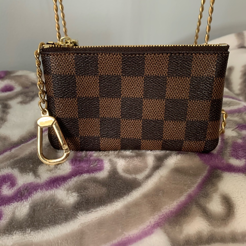 Checkered brown card holder